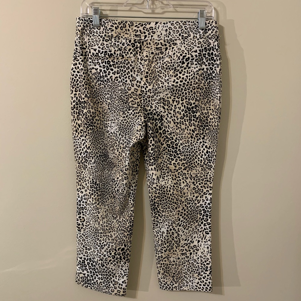 Chico’s Women’s Leopard Print Pants - Size: 0.5P - Picture 5 of 8